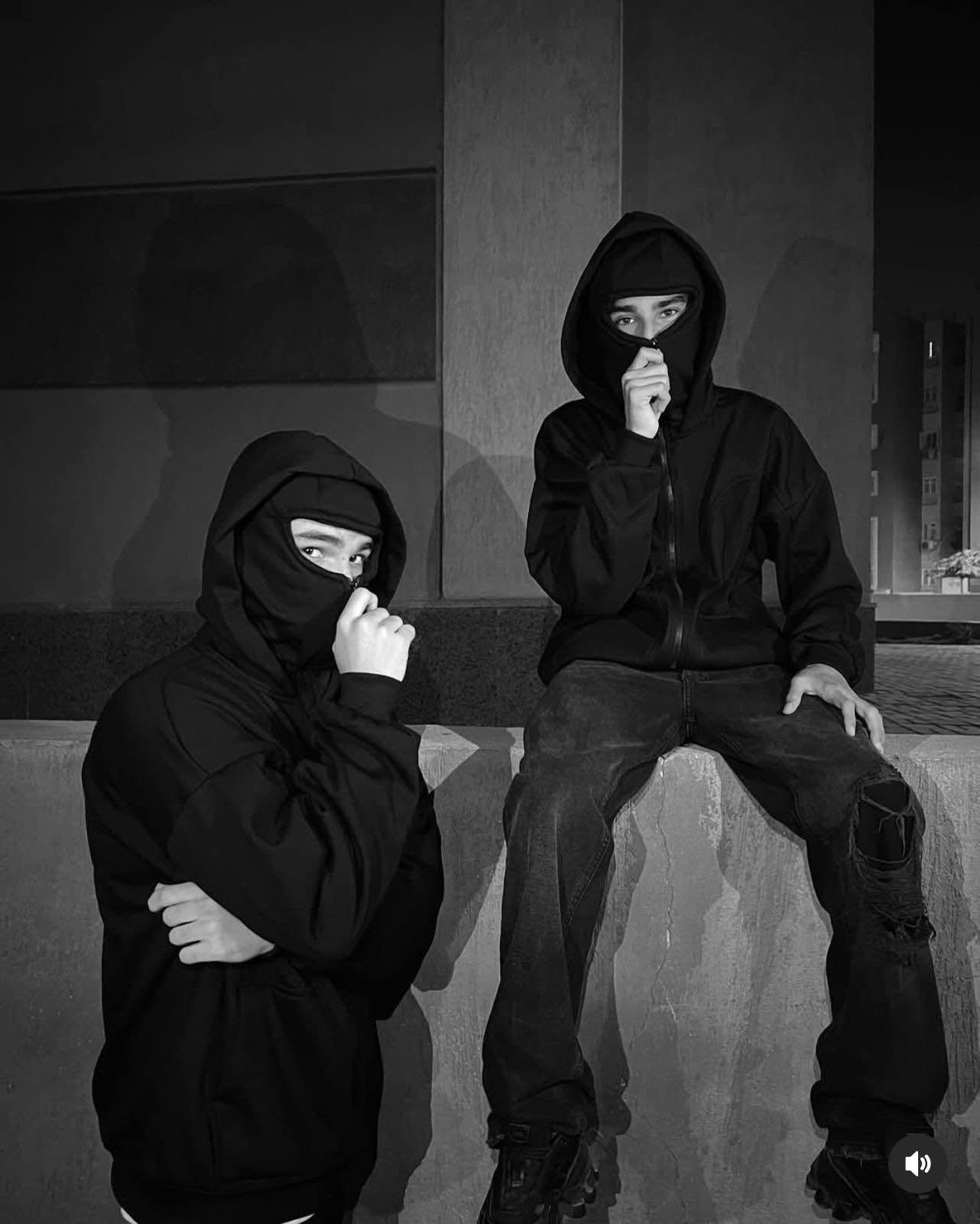 Balaclava Ninja Zipper Hoodie for Men – Full Face Mask Hoodie | Winter Windproof Streetwear | Stylish Warm Ninja Jacket